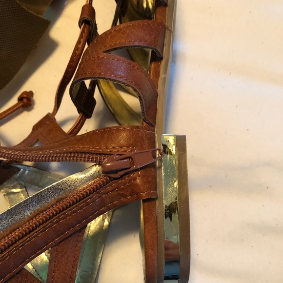WMNS SZ 8 GLADIATOR SANDAL - Picture 4 of 5